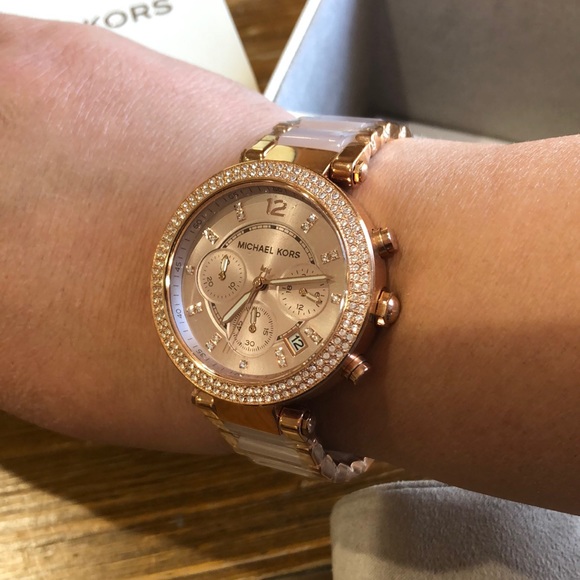 Michael kors Two tone women’s watch - Picture 4 of 5